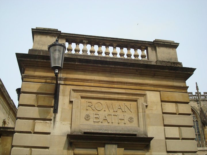 A day trip to Roman Bath was my first travel outside London