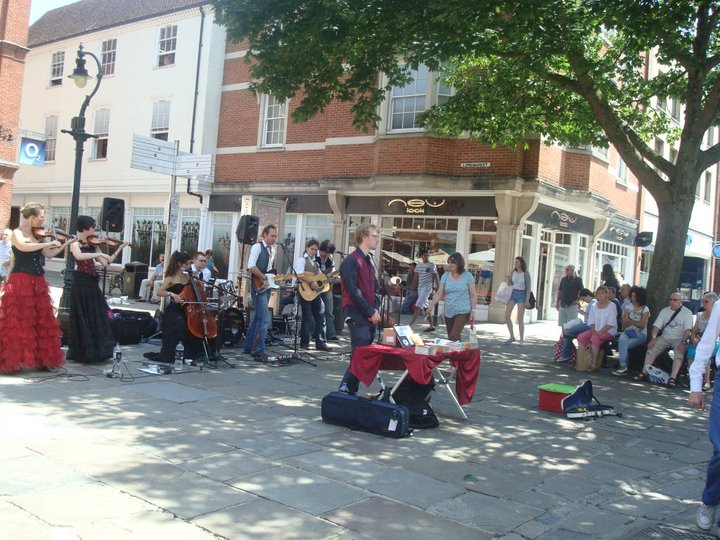 I found a sense of calmness in watching the street art and artists